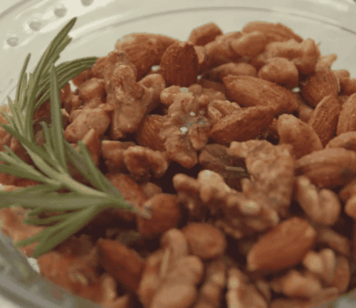 Rosemary nuts