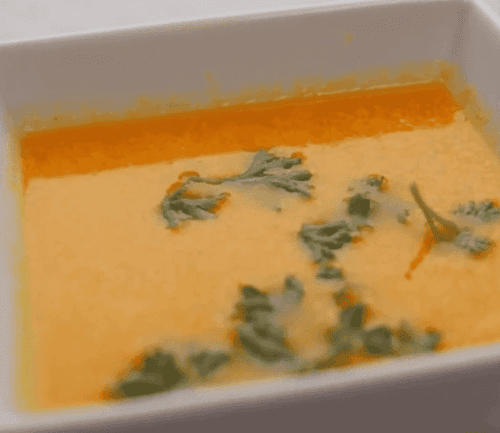 Creamy carrot ginger soup