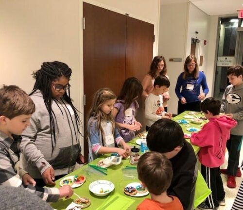 CLIMB participants decorate cancer cell cookies