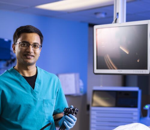 Dr. Sarvepalli performs a screening for GERD