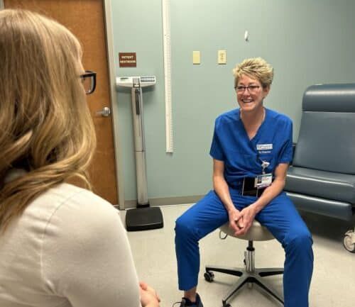 Dr. Peterson talking to patient about endometriosis