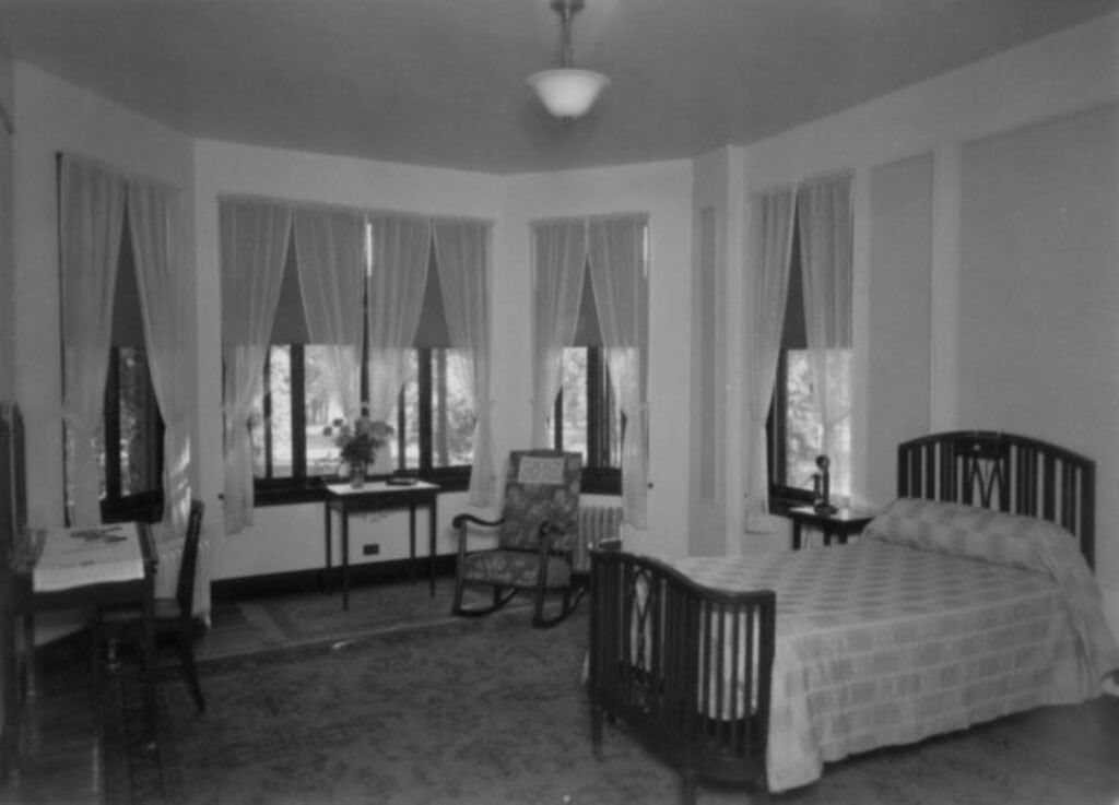 Interior of a patient room at Hinsdale